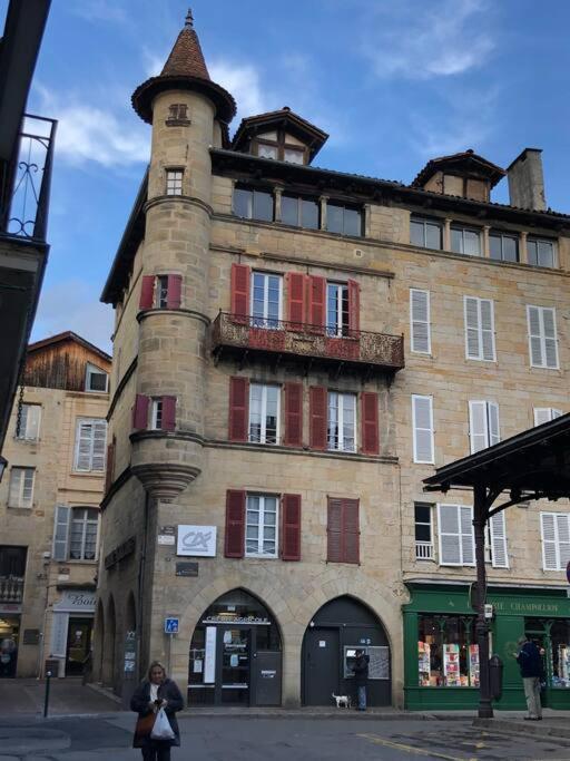 Chez Sophie Et Gege. Maison De Ville, Deux Chambres, De Plain-Pied Figeac Esterno foto